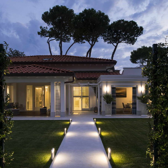 Totally renovated villa in Forte dei Marmi